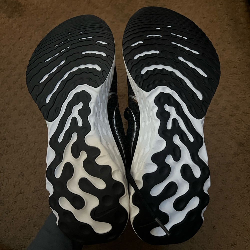 Women’s Nike React Infinity Run - image 5